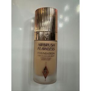 Charlotte Tilbury Airbrush Flawless Blurring & Matte Foundation Shade 7 Neutral